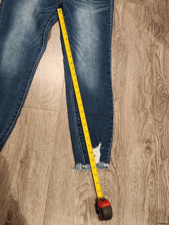 KanCan Women’s Skinny Jeans in Faded Blue Wash Size 30 - Picture 8 of 8